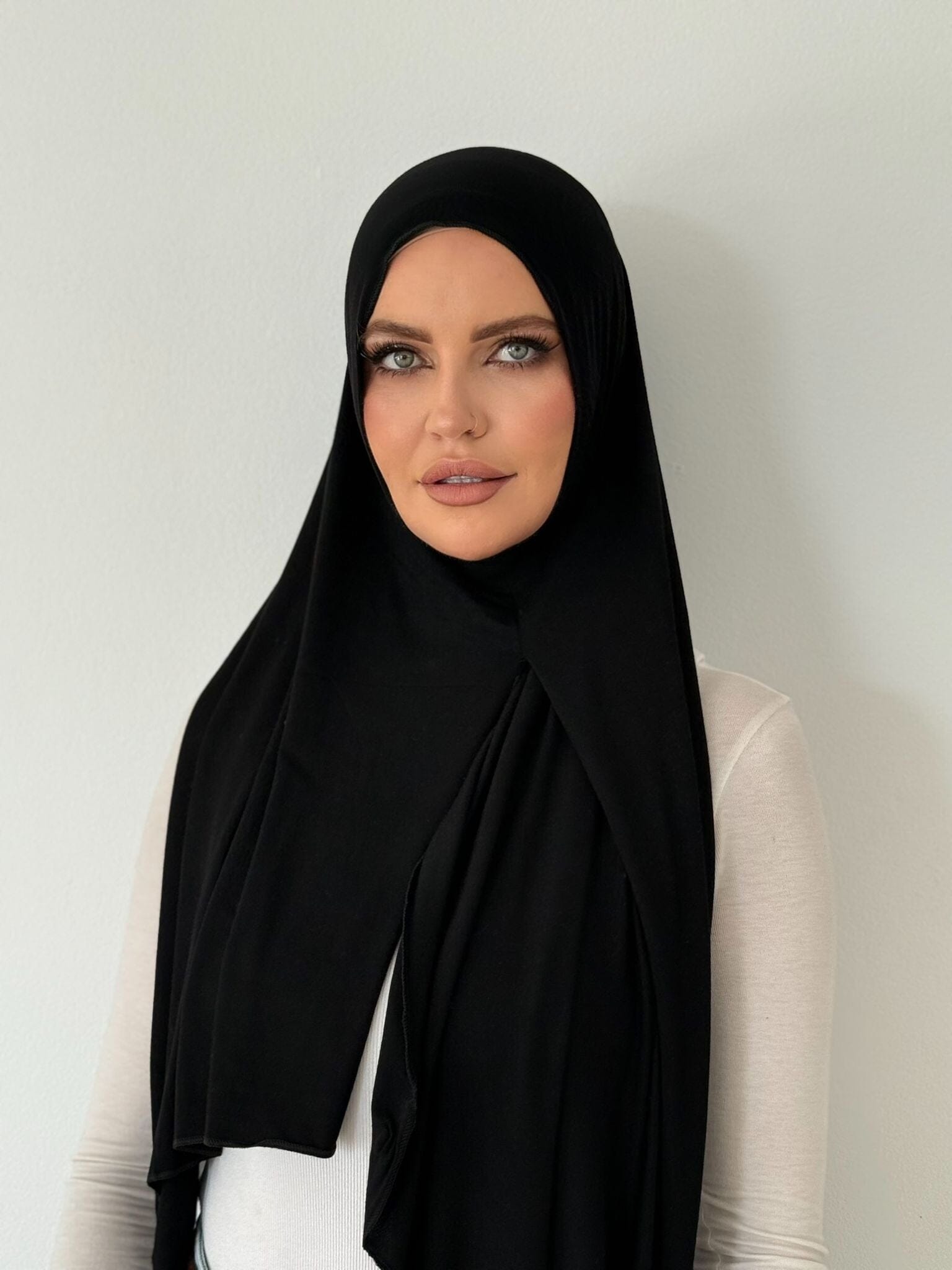 Black Jeresy Wrap