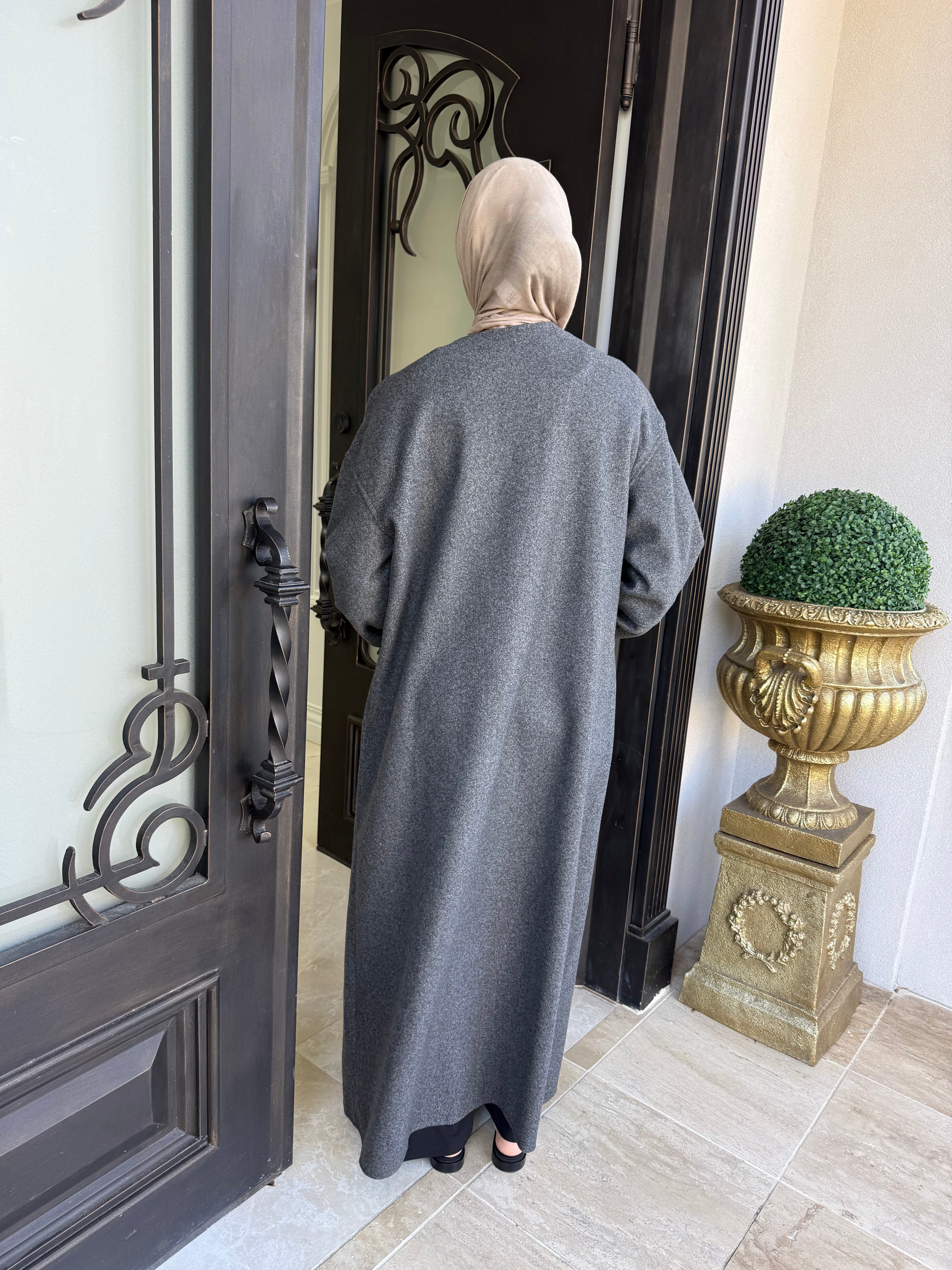 Mom Pocket Open Abaya