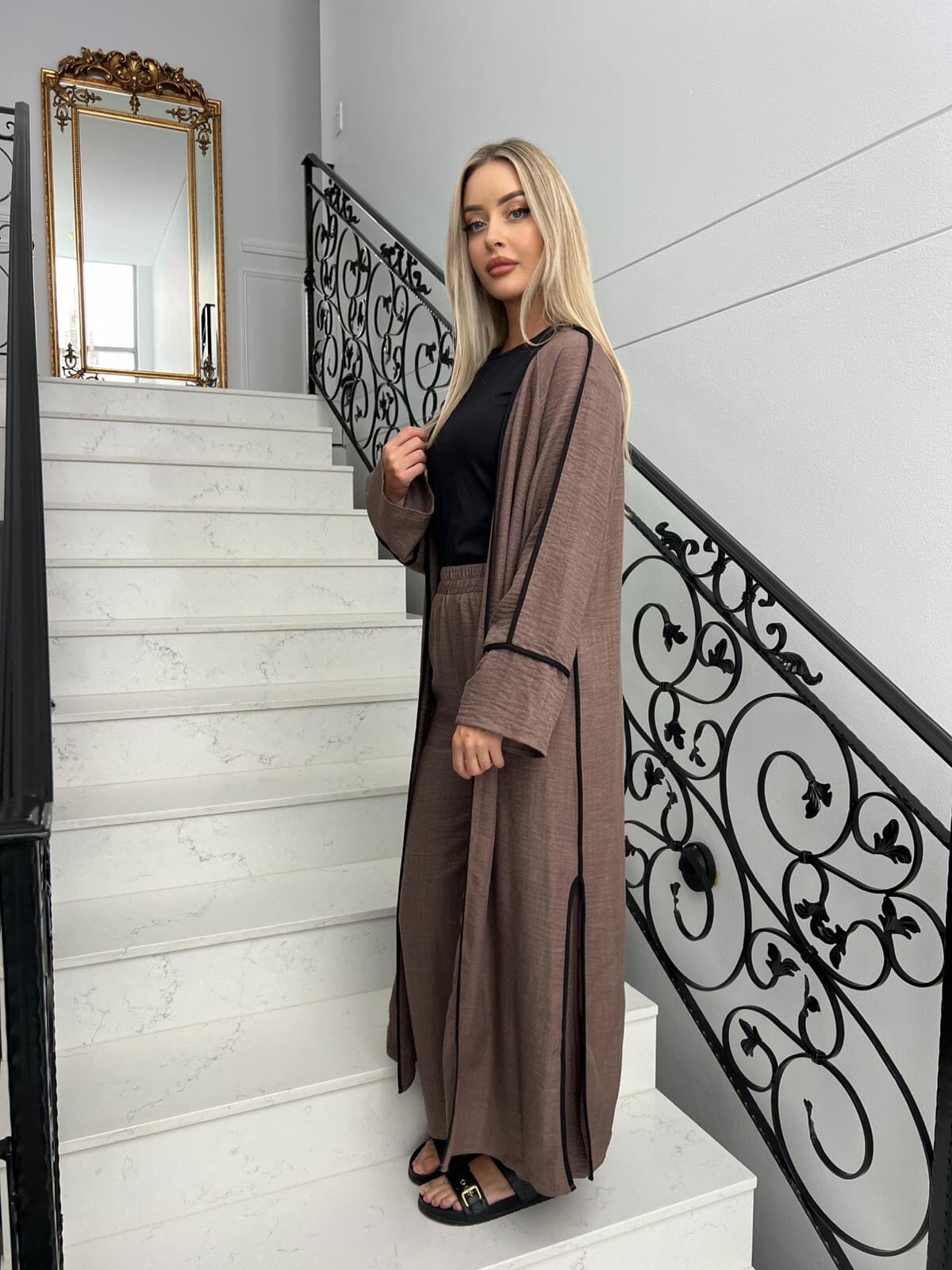 Mina Abaya Set