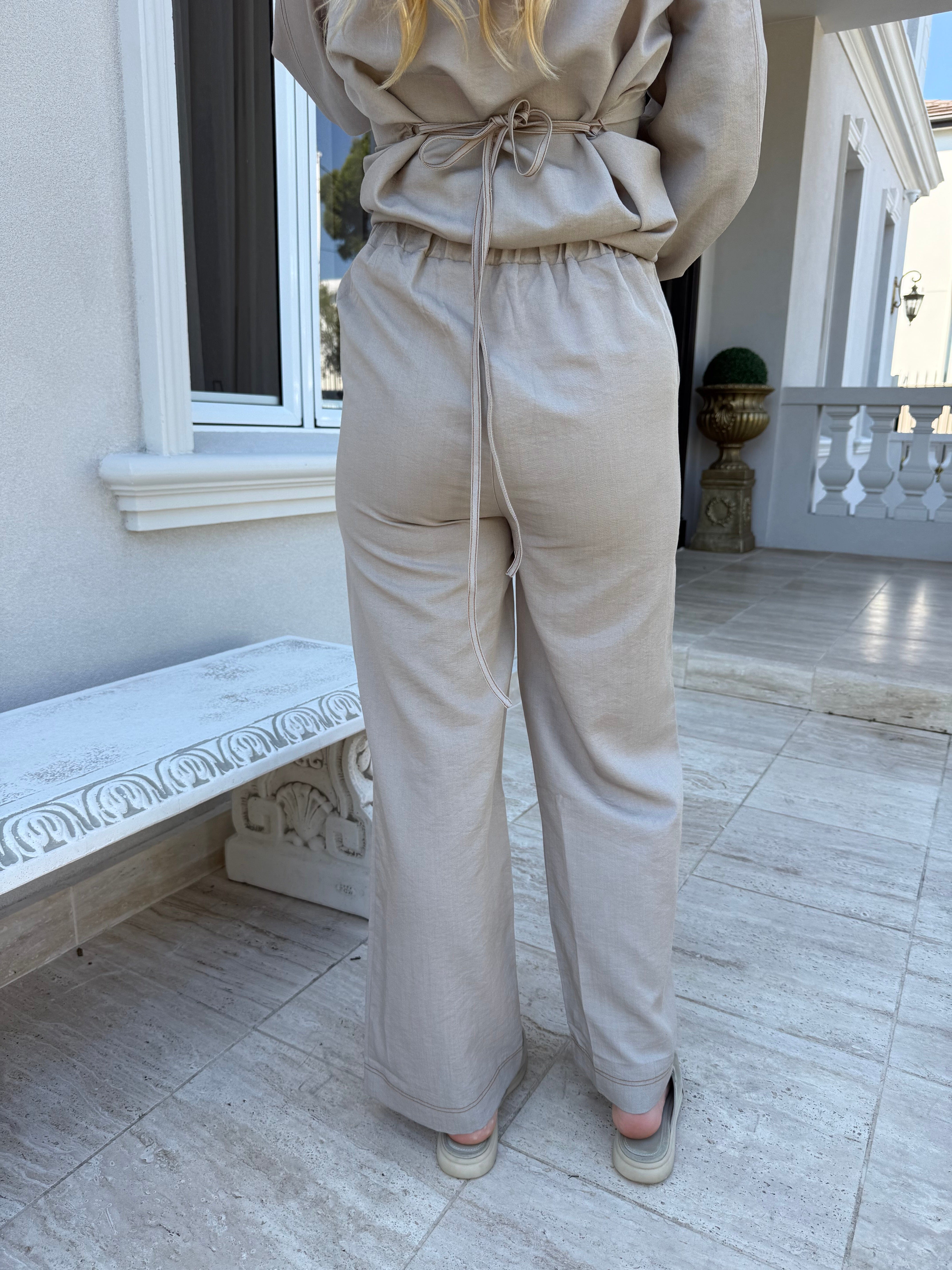 Contrast Madena Set