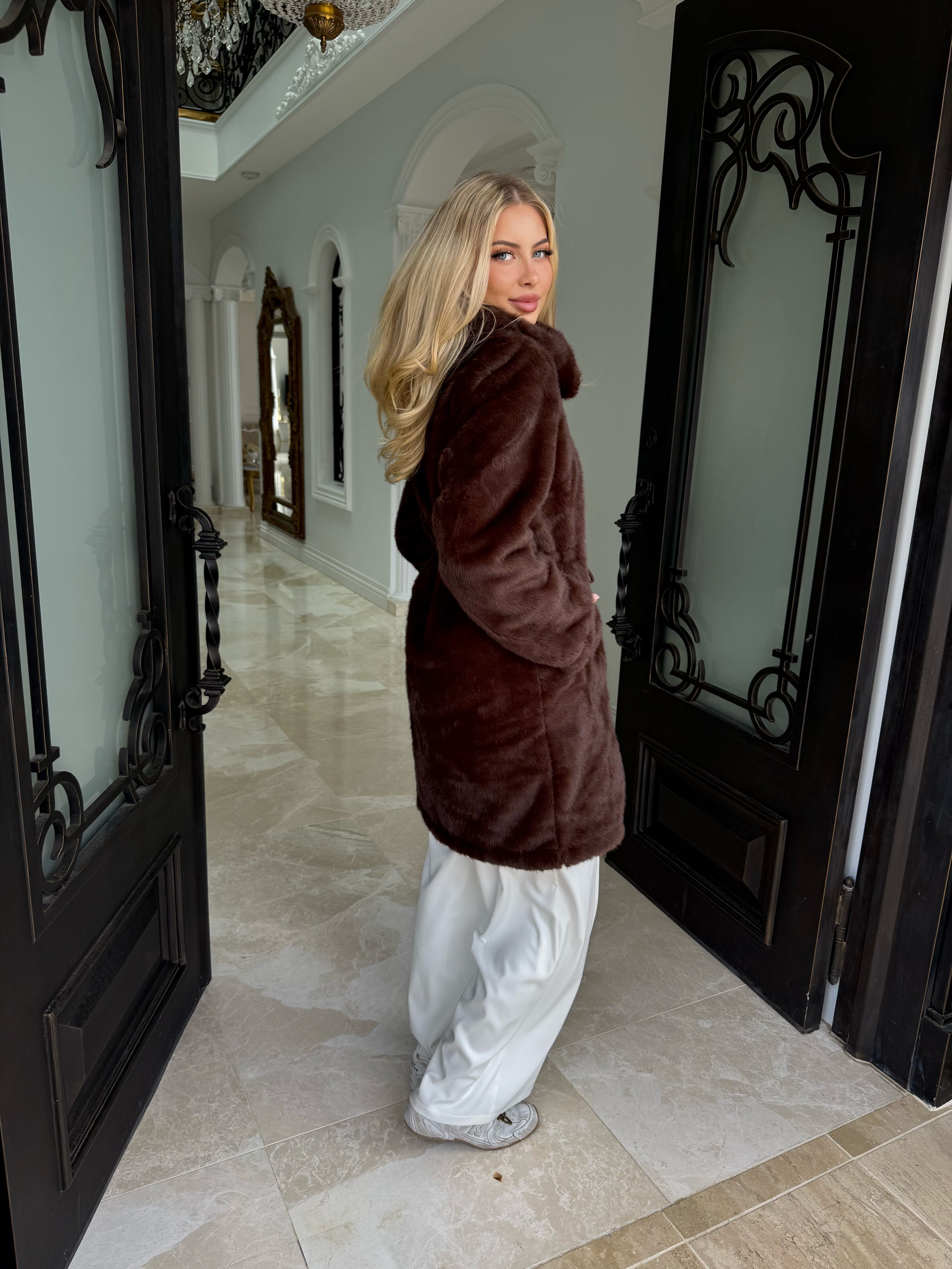 Reversible Trench