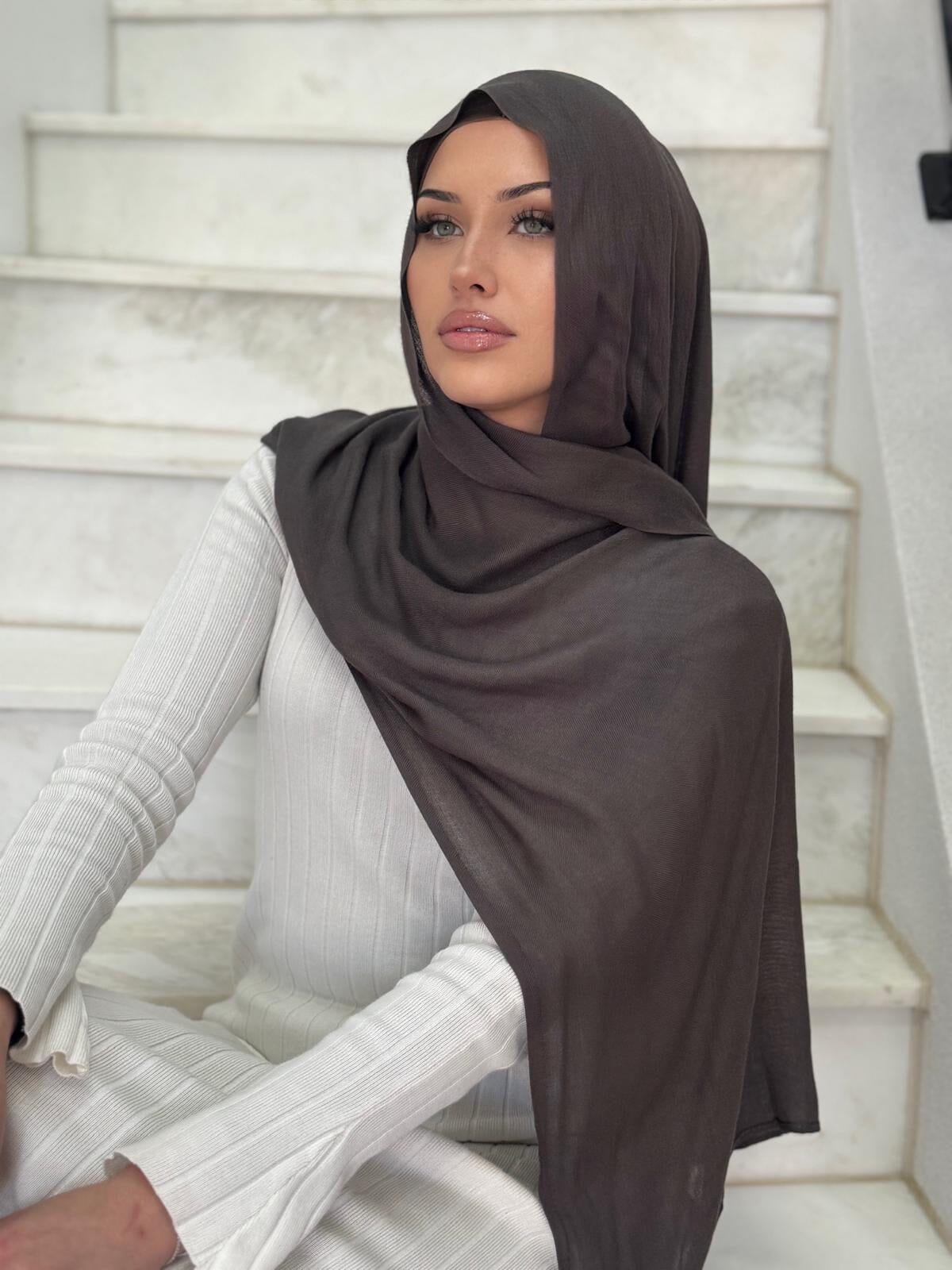 Cleft Hijab Set