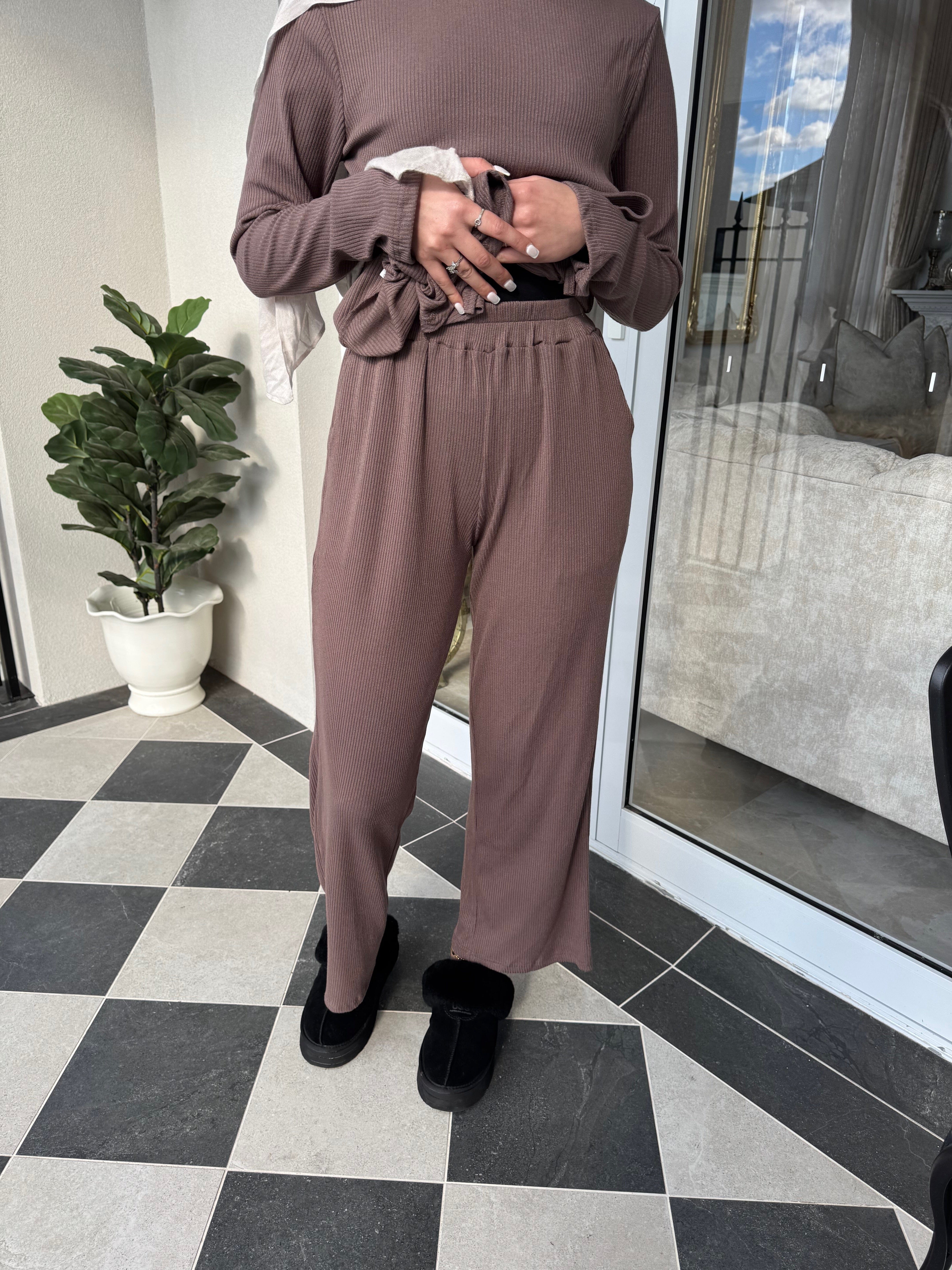 Twisted Ribbed Set