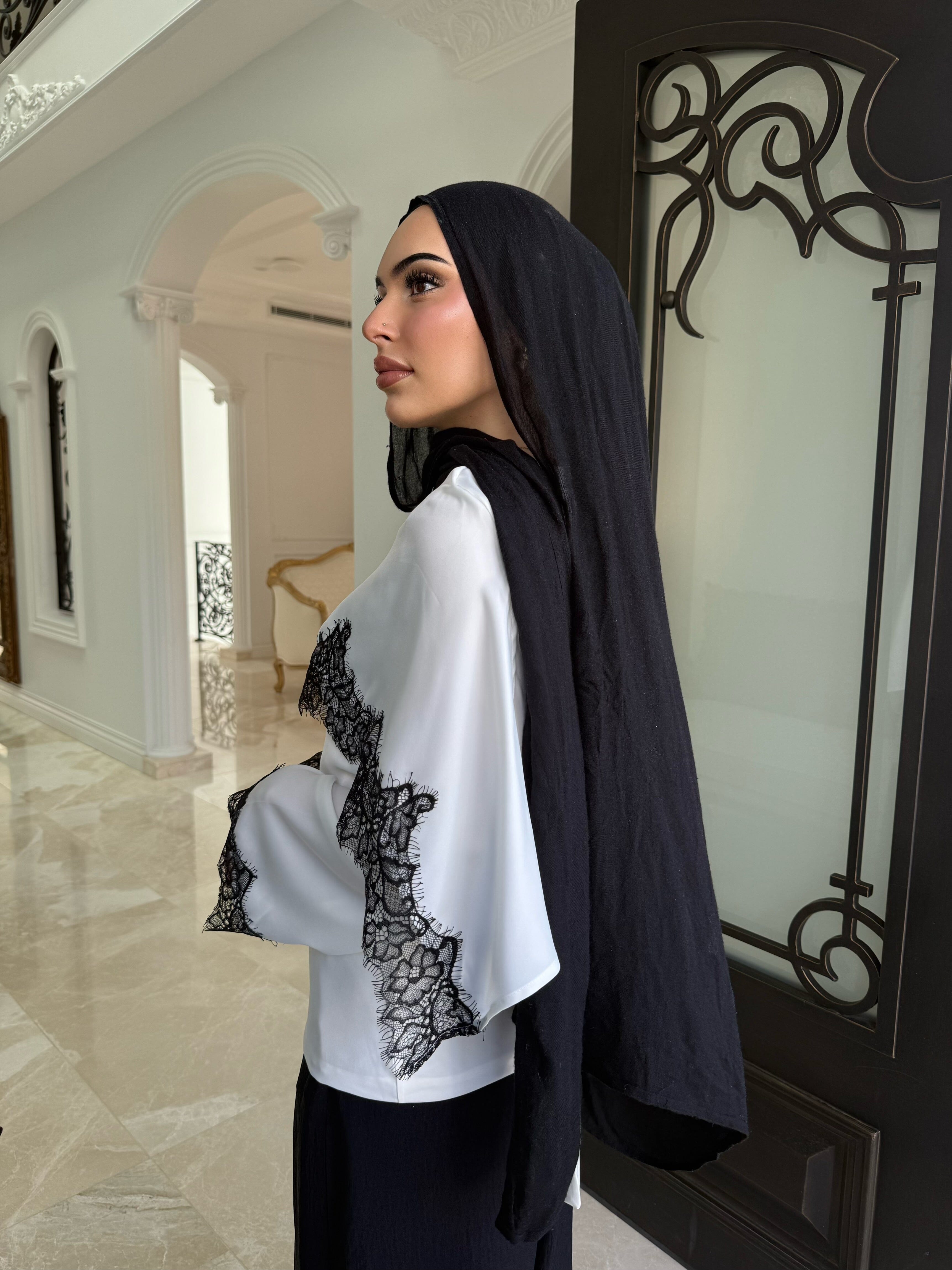 Lace shawl Satin Top