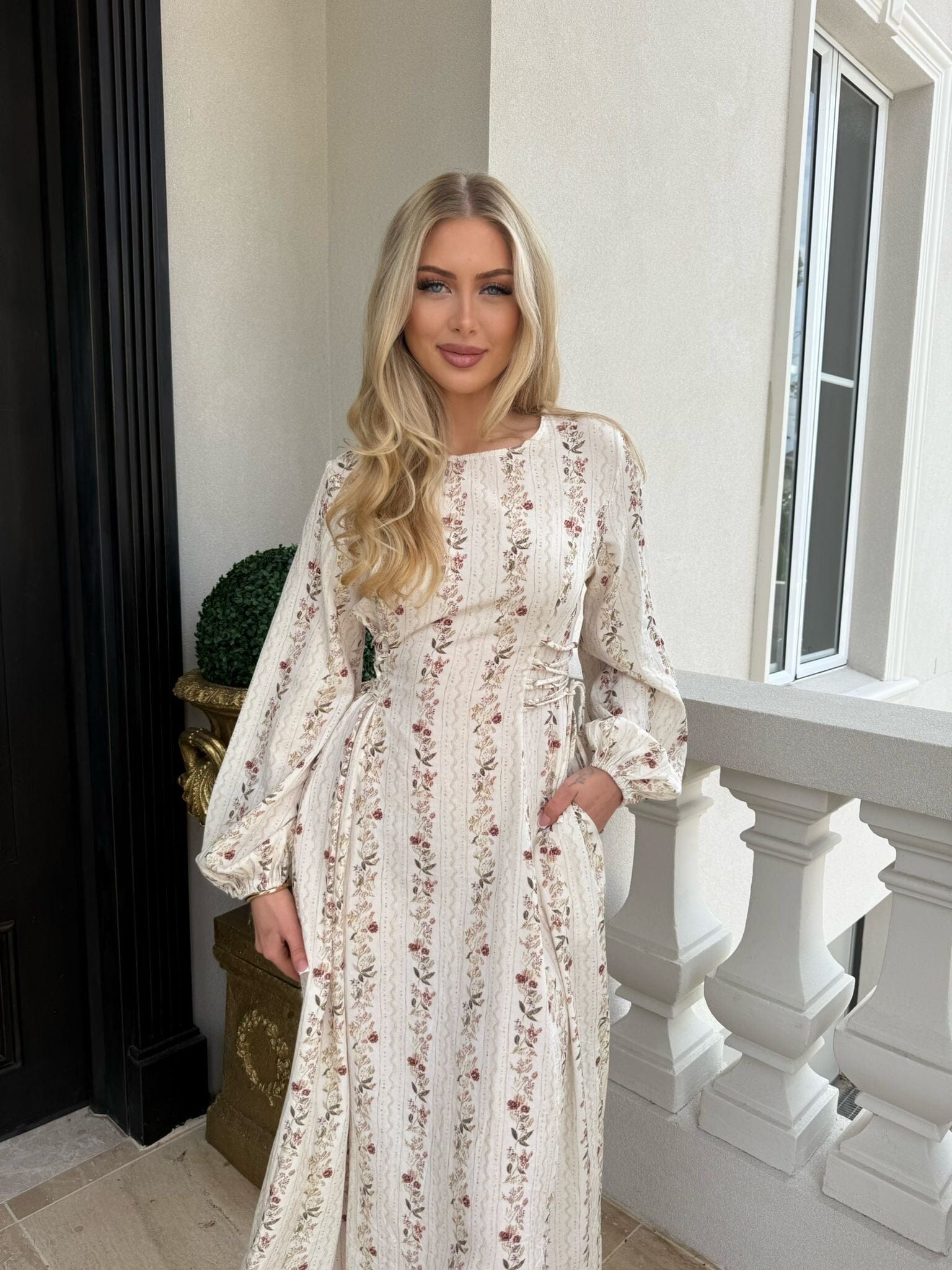 Mini Rose Beige Dress