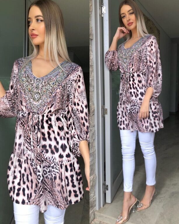 
            
                Load image into Gallery viewer, Pink Lee Beaded Tunic
            
        