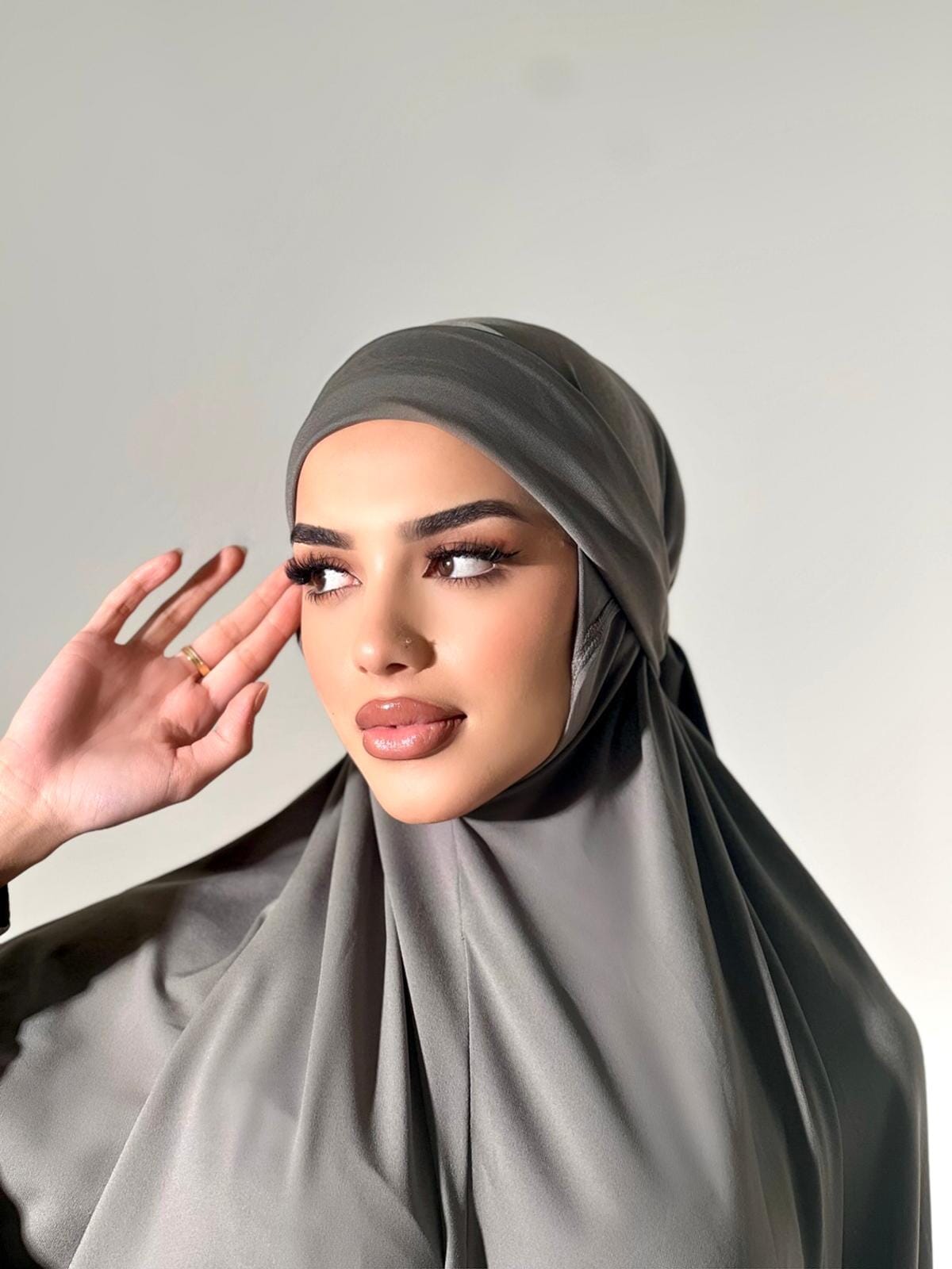 Nour Jilbab Tie Up