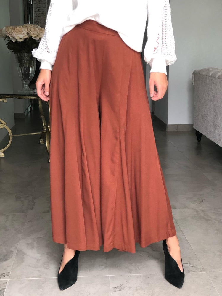 
            
                Load image into Gallery viewer, Fiona Wide Leg Pants
            
        