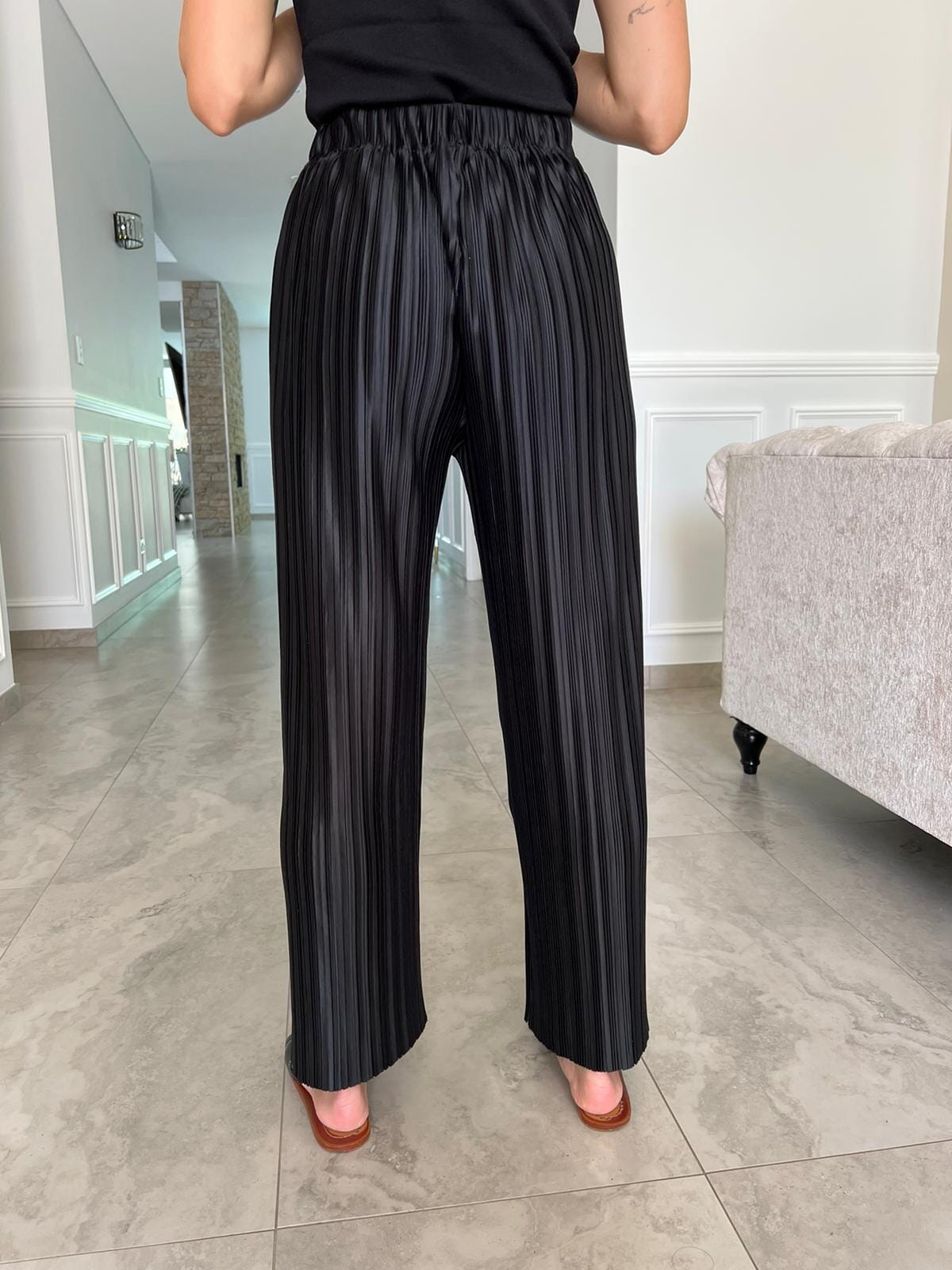 Pleated Shine Pants