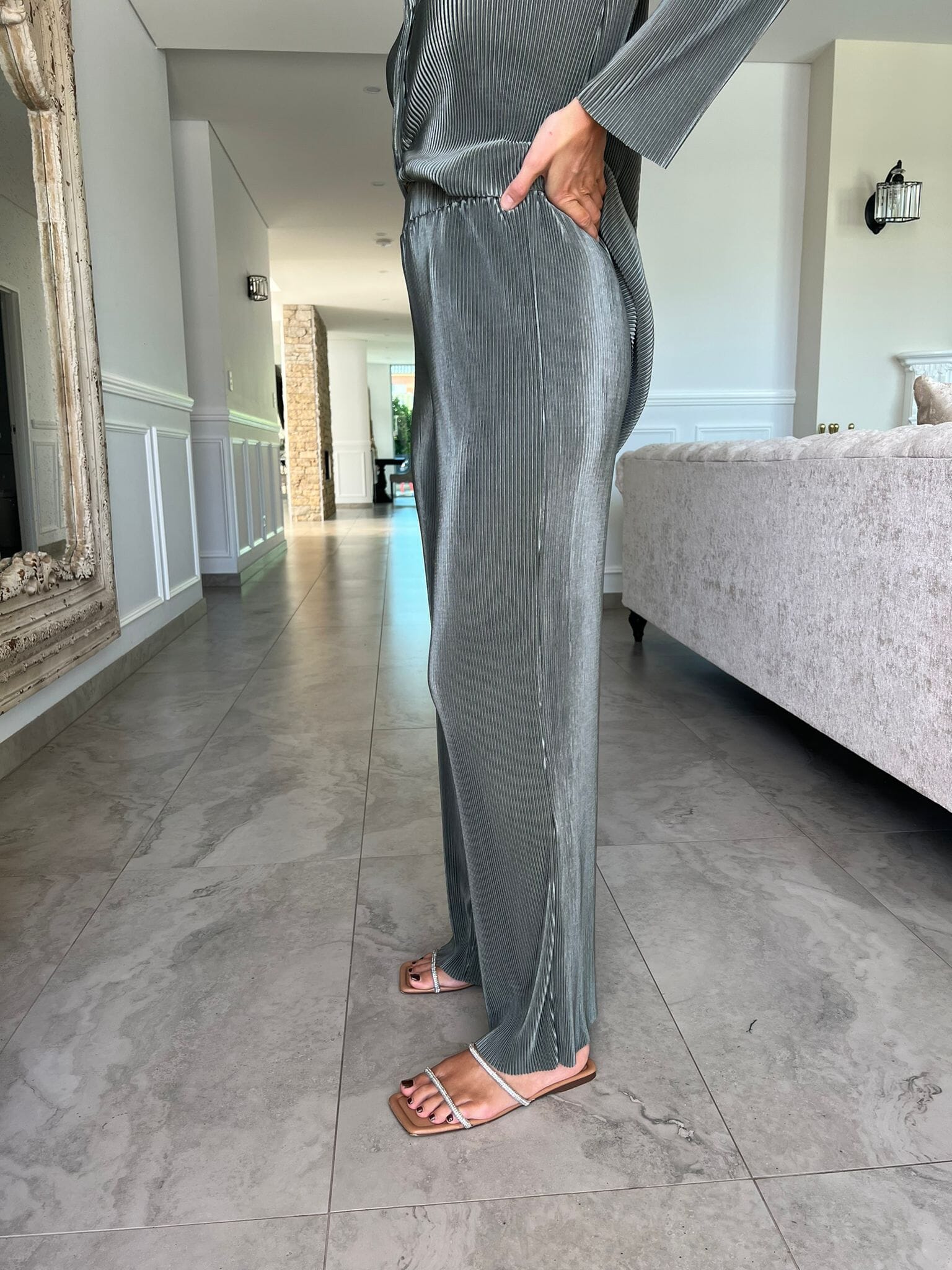 Marian Pleated Set