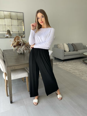 
            
                Load image into Gallery viewer, Black Palazzo Pants
            
        