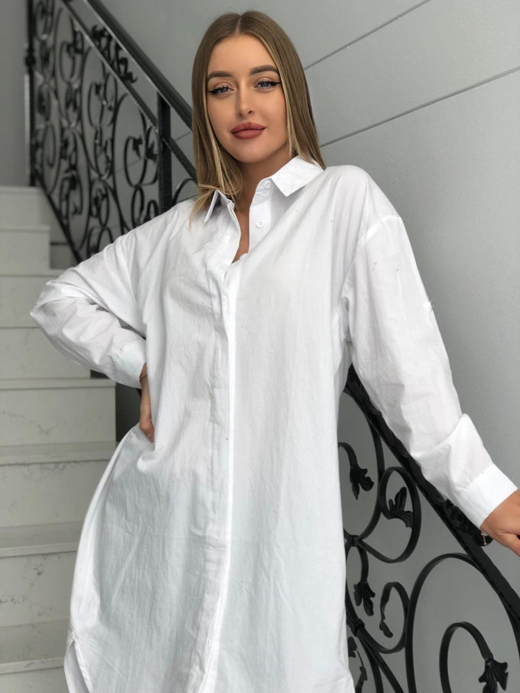 
            
                Load image into Gallery viewer, Oversized Long White Shirt
            
        